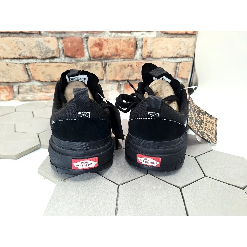 VANS UltraRange Exo Mt Waterproof Black Women Sneakers Shoes Sz 8 Rare New 2021